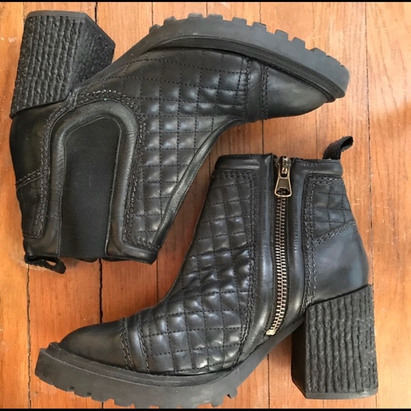 Wonderful quilted boots size 10 true to size - Picture 1 of 5